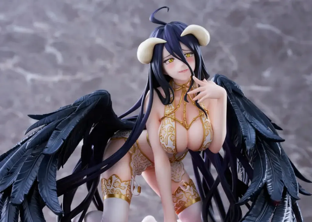 Albedo lingerie Ver. 1/7 Scale Figure