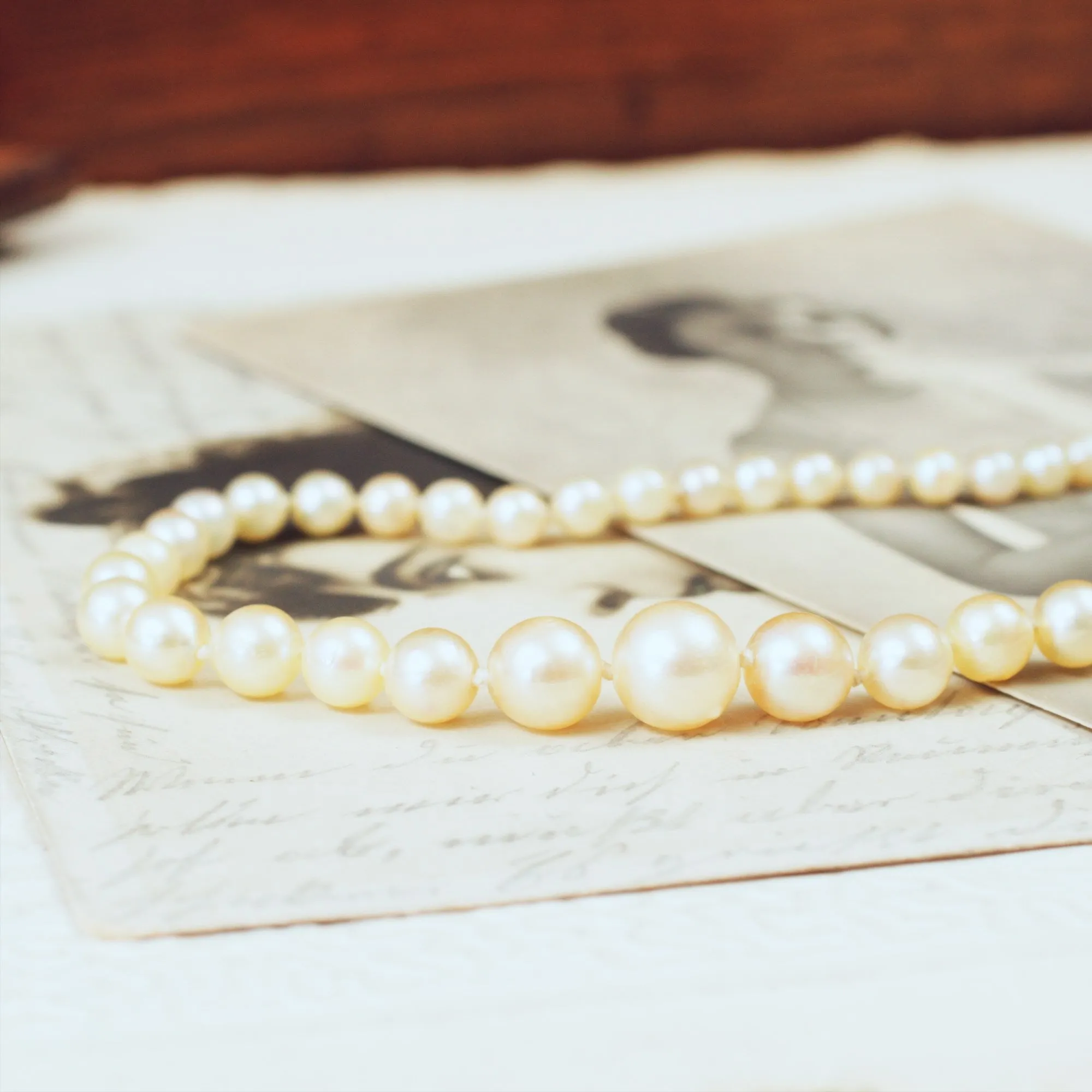 Natural Creamy Lustre Vintage Cultured Pearl Necklace